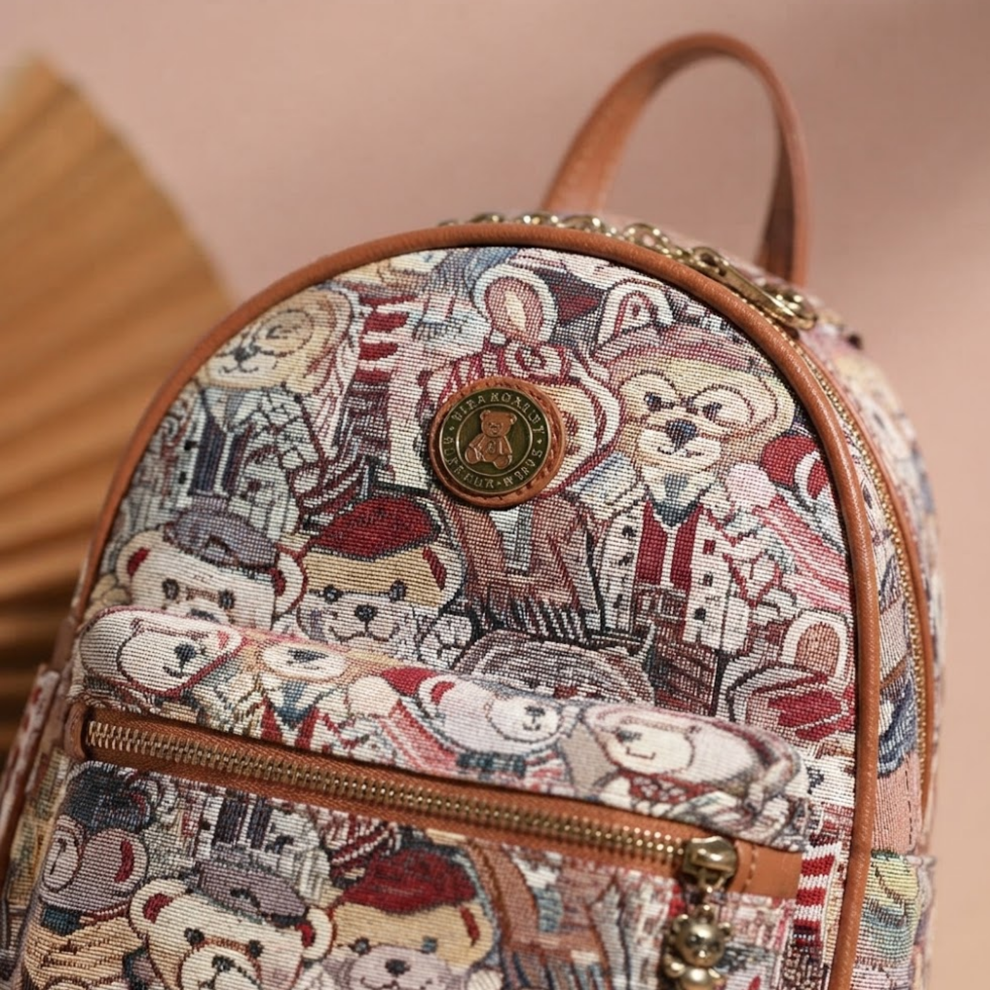 Elena Cocoa Bear Alltags-Rucksack aus Canvas
