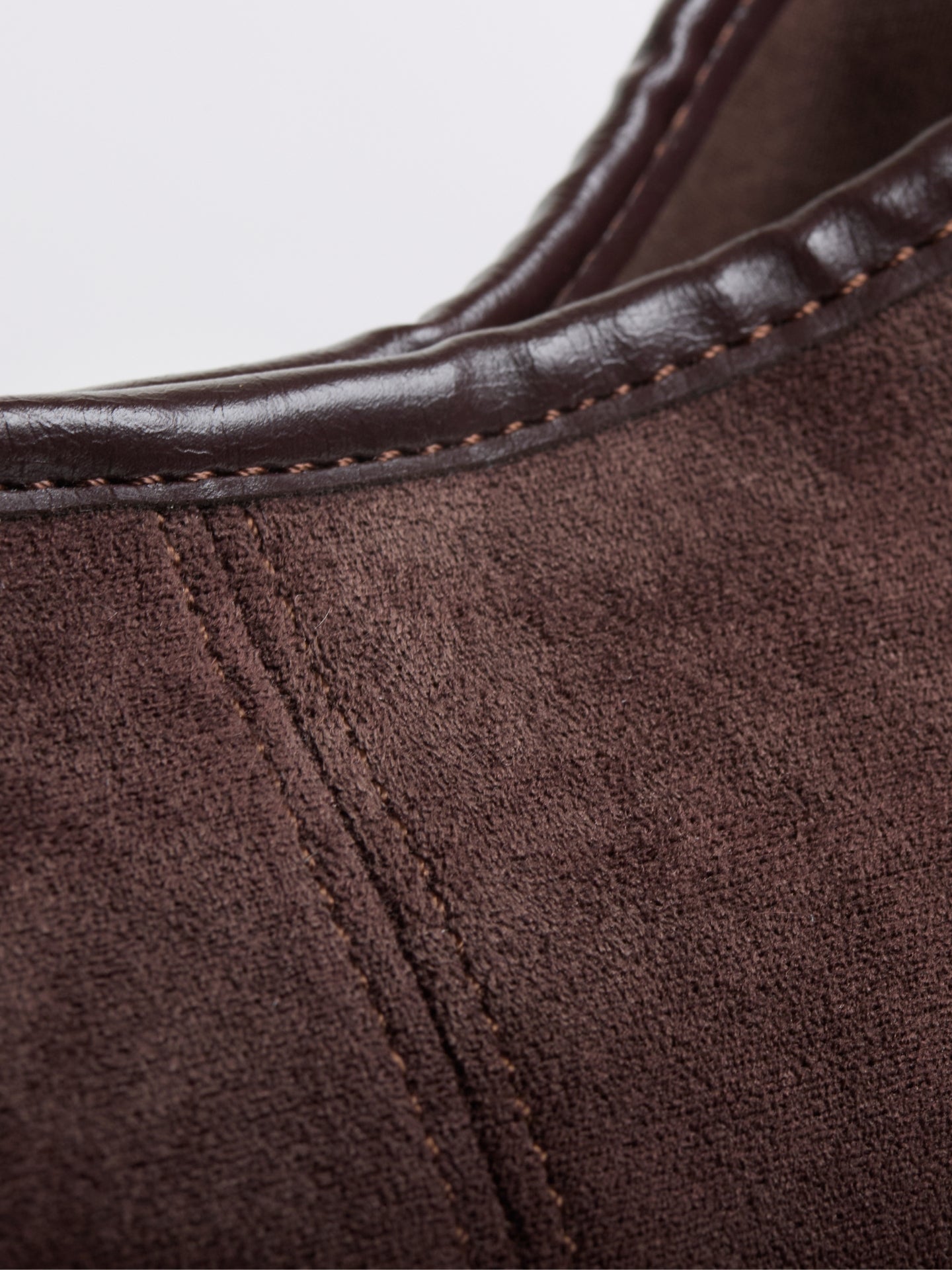Elegante vegane Leder-Halbmond-Tasche