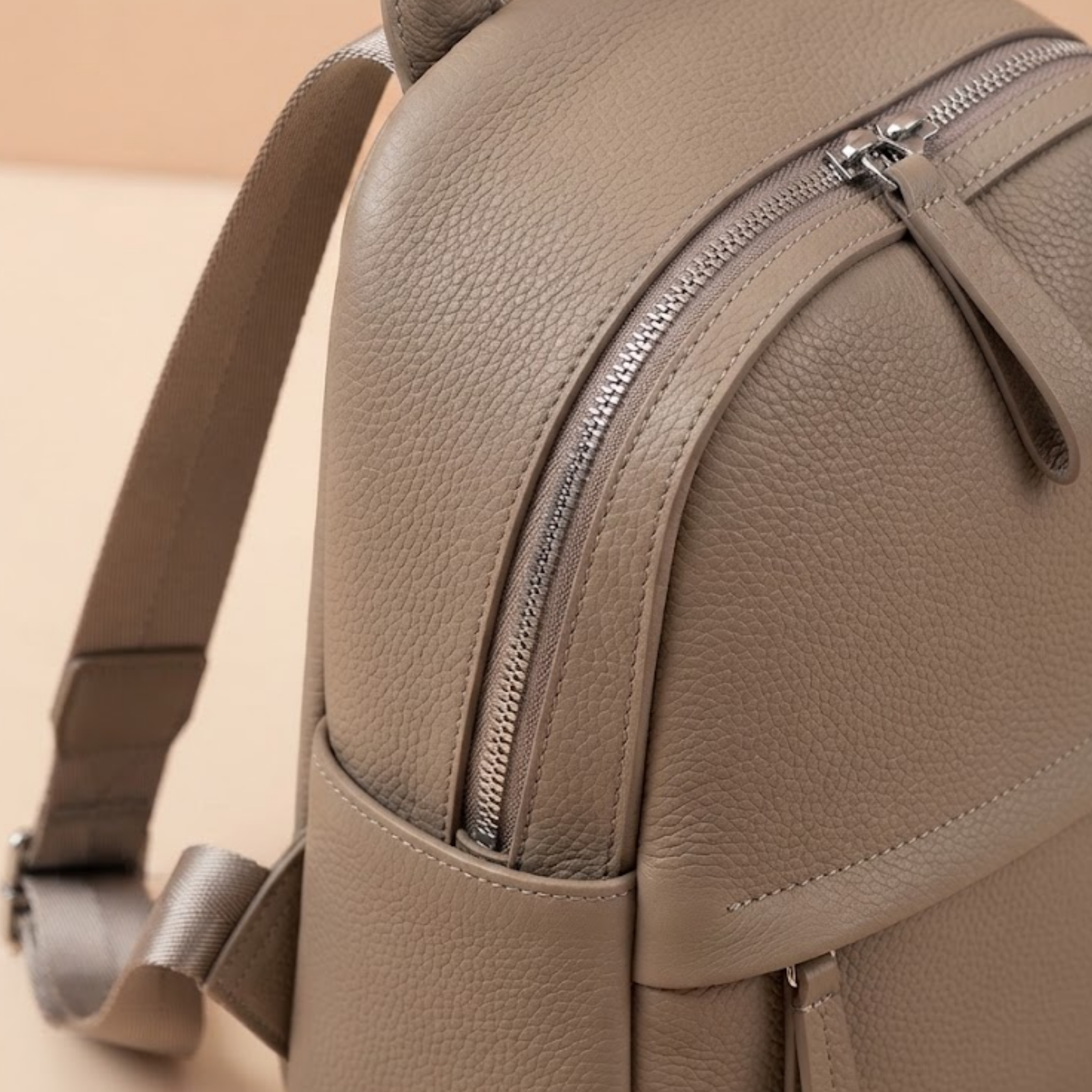 Vivienne klassischer Rucksack aus echtem Leder