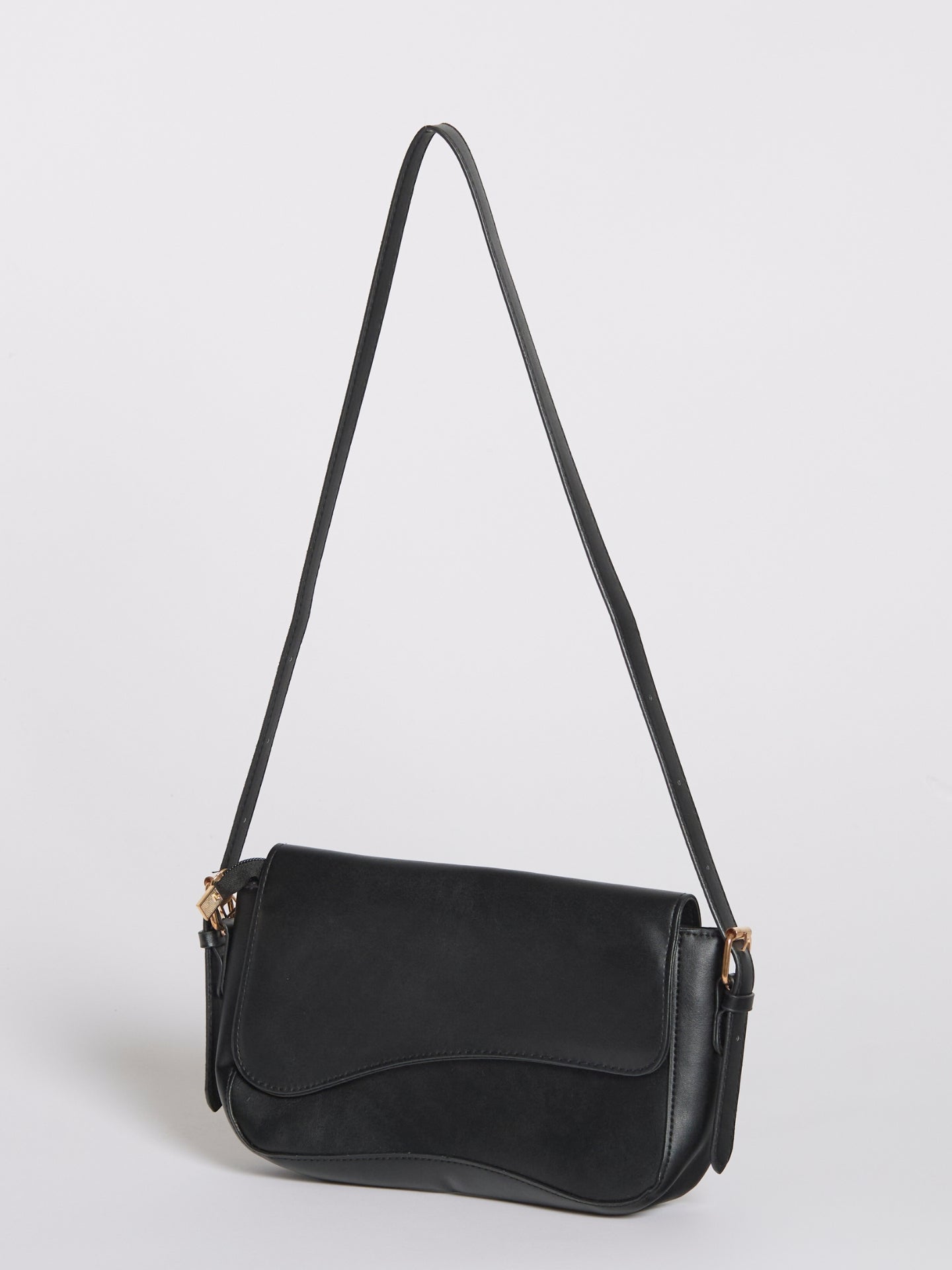Saraya Crescent Veganes Leder Schultertasche
