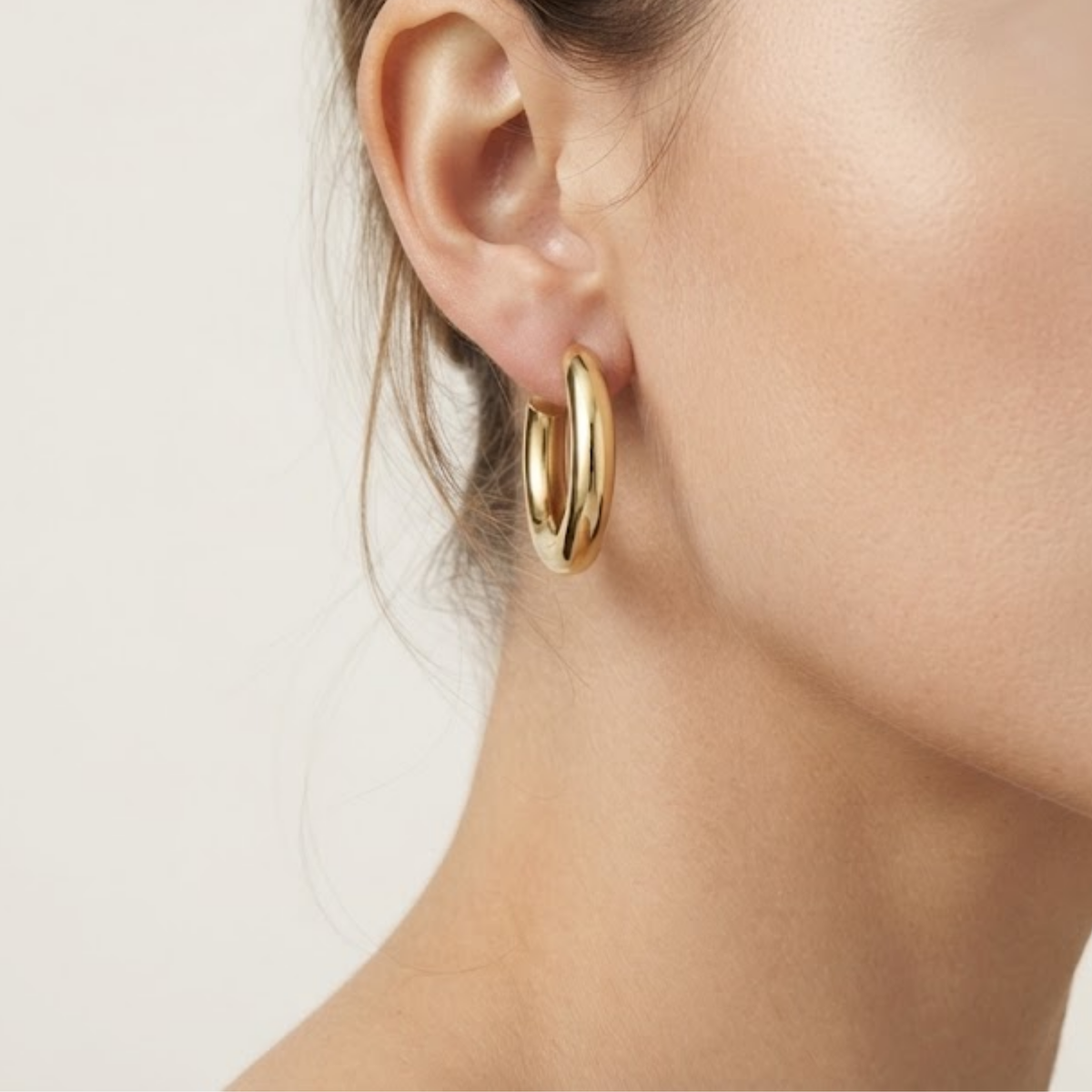 Célivane Statement Hoops
