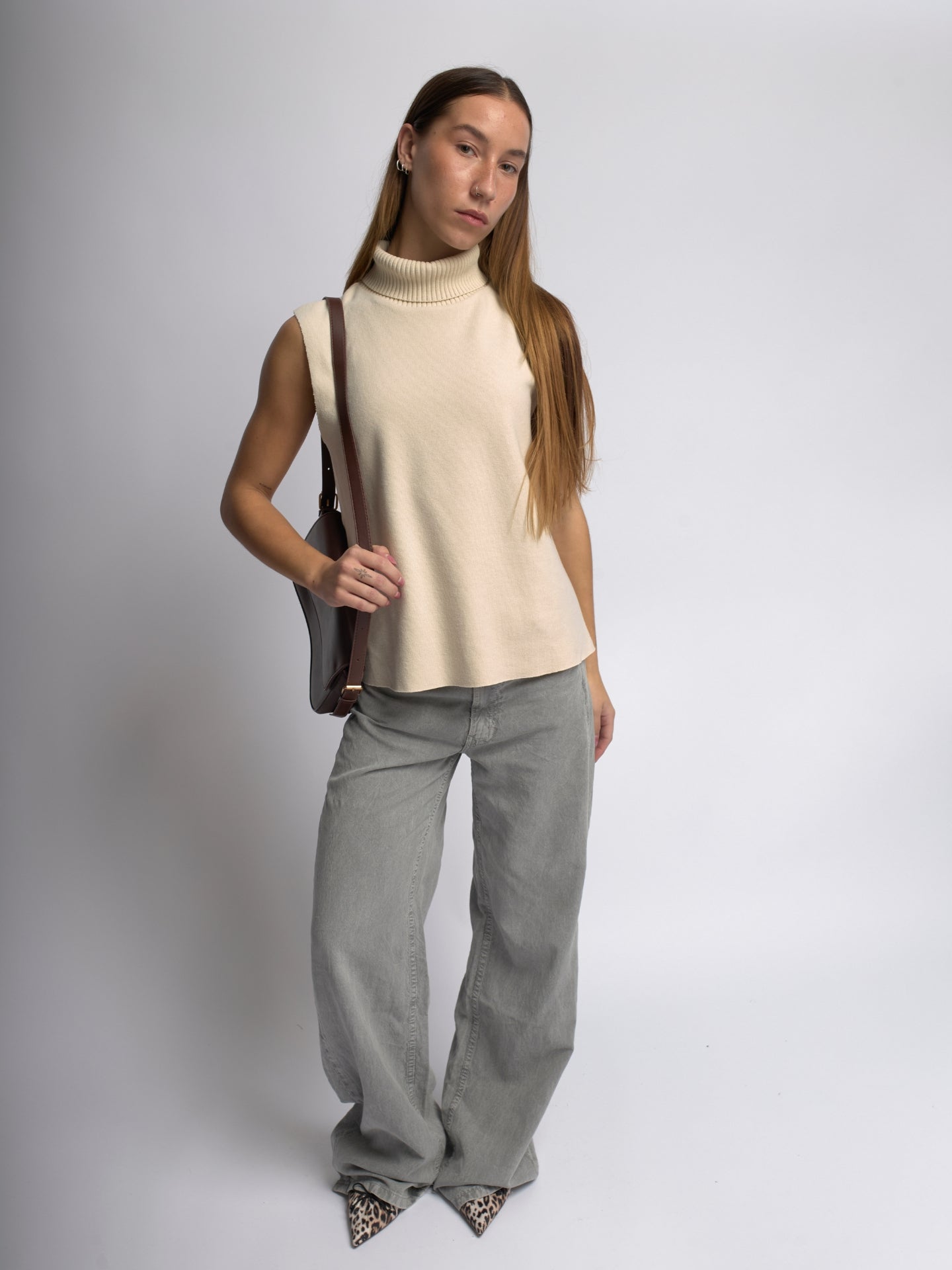 Saraya Crescent Veganes Leder Schultertasche