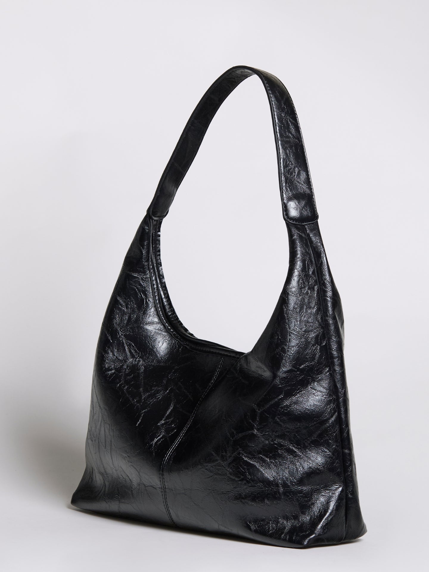 Scarlett Distressed Veganleder Tote