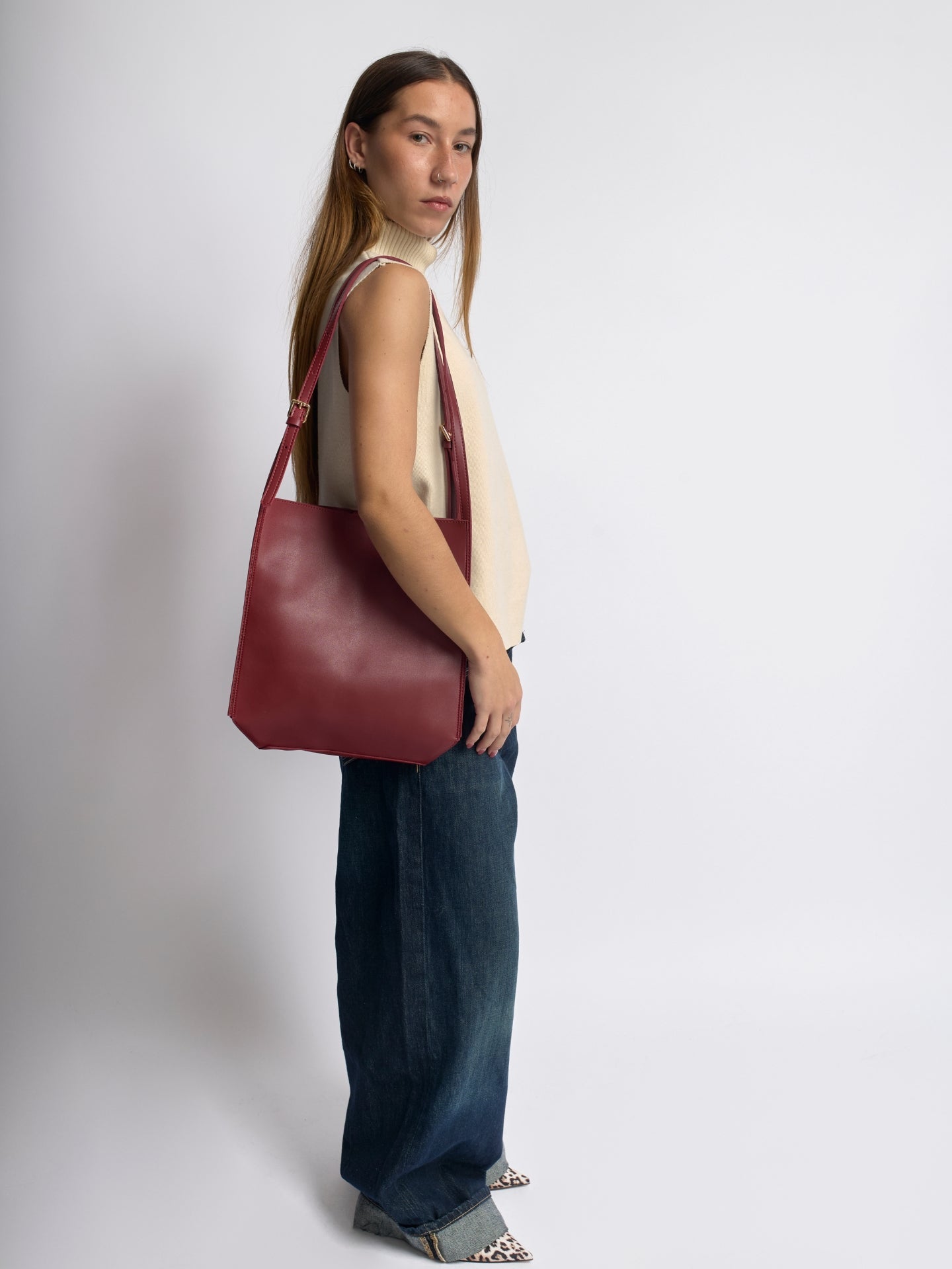 Arya Daily Chic Veganes Leder Schultertasche