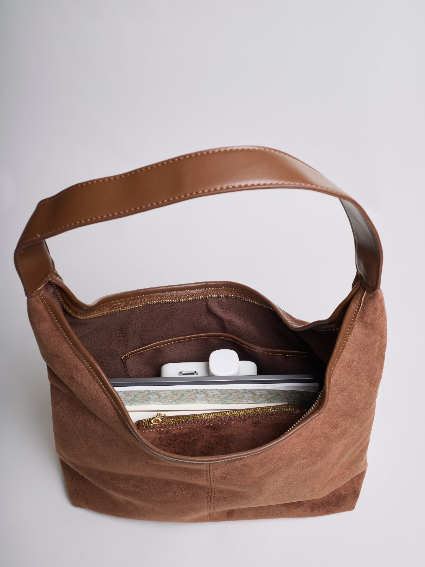 Elegante vegane Leder-Halbmond-Tasche