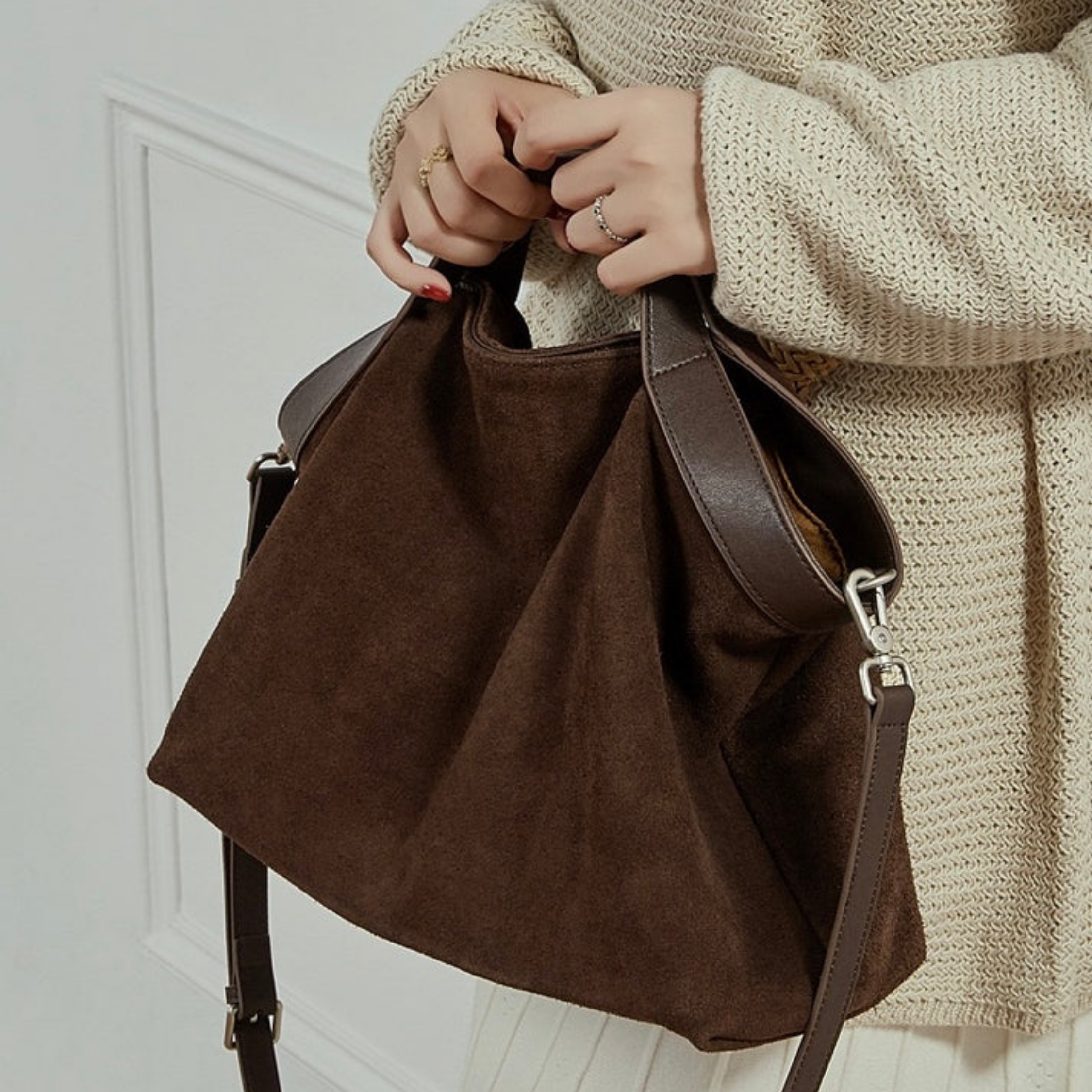 Bellanova Wildleder- und Echtleder Klassische Strukturierte Schultertasche