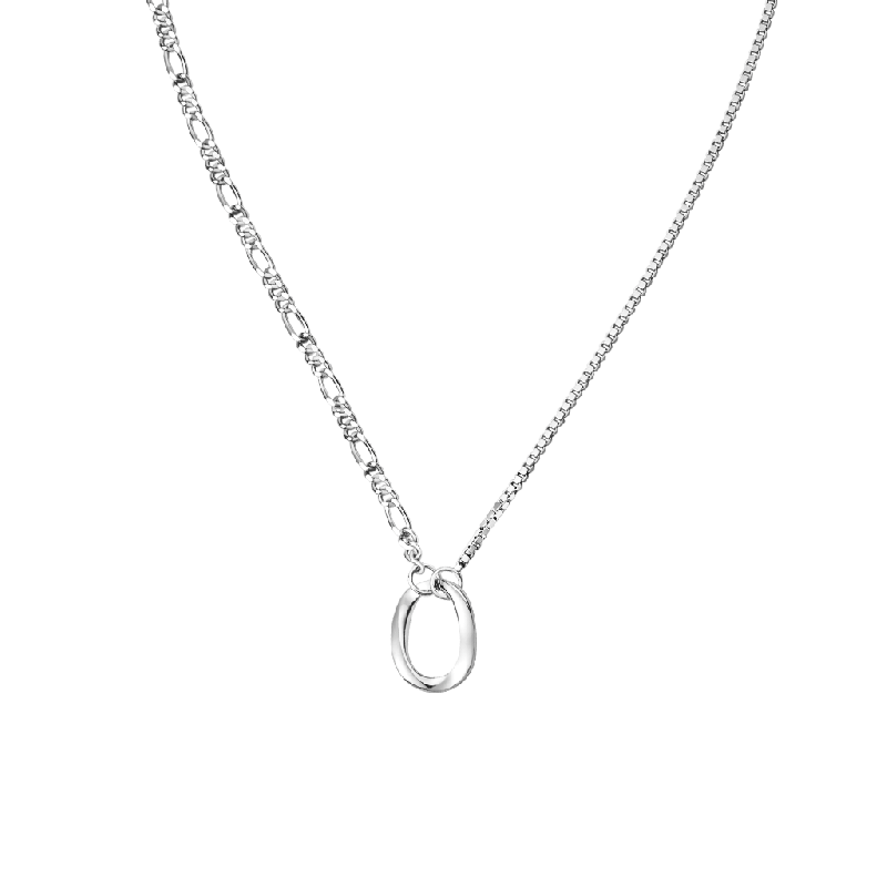Ewige Eleganz Asymmetrische Oval-Link-Halskette