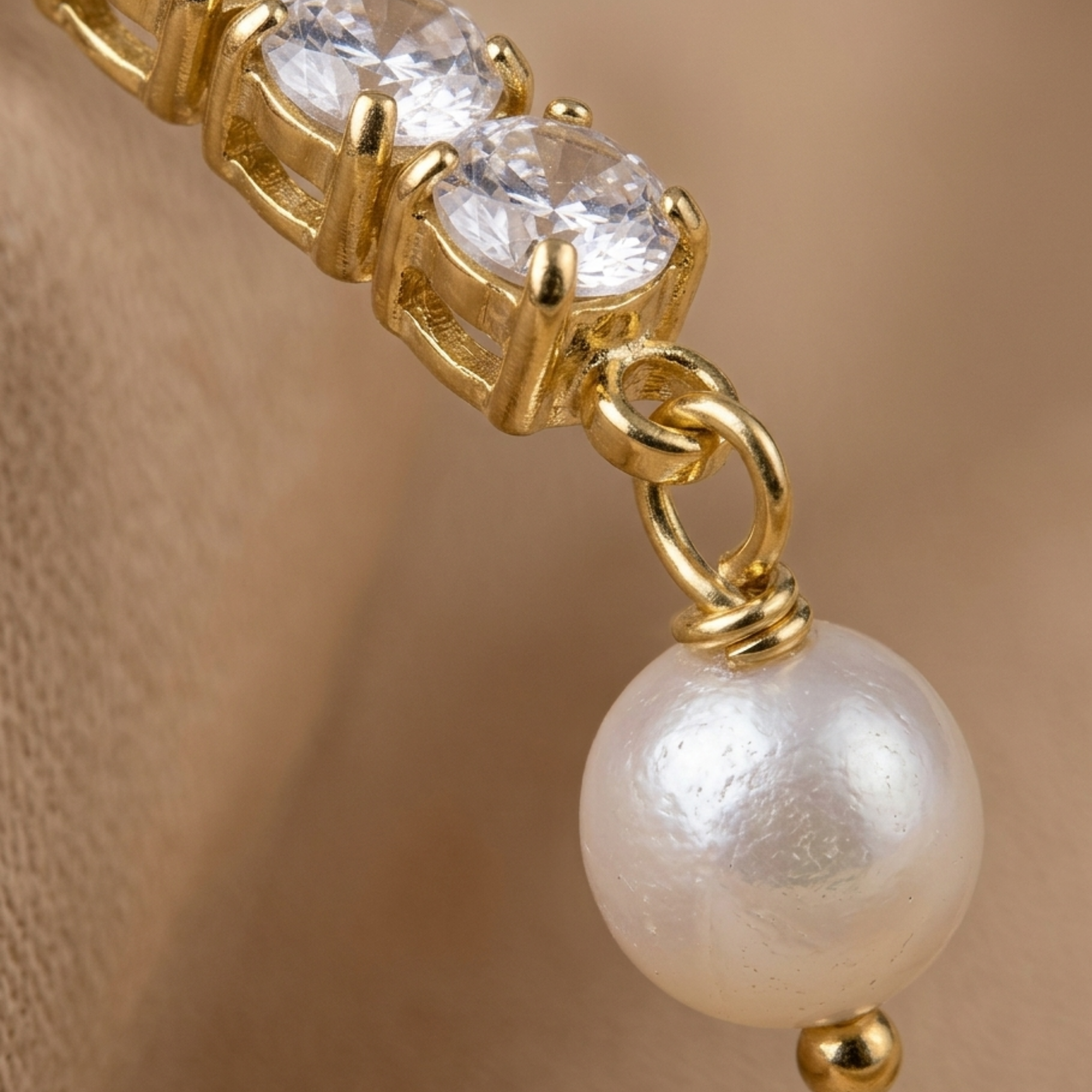 Daphne Perlen-Tropfen Diamant Eleganz Ohrringe