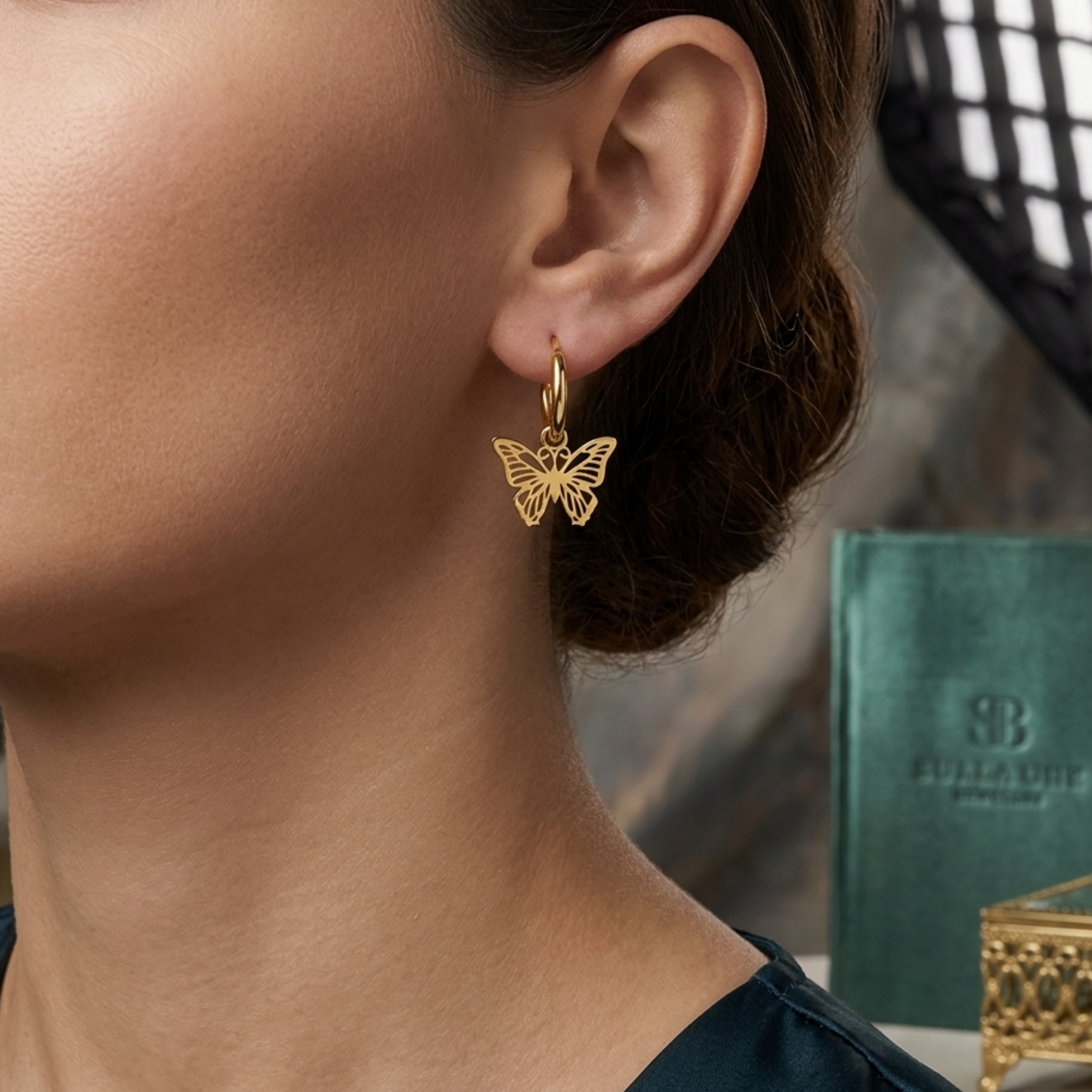 Elysia Butterfly Creolen Ohrringe