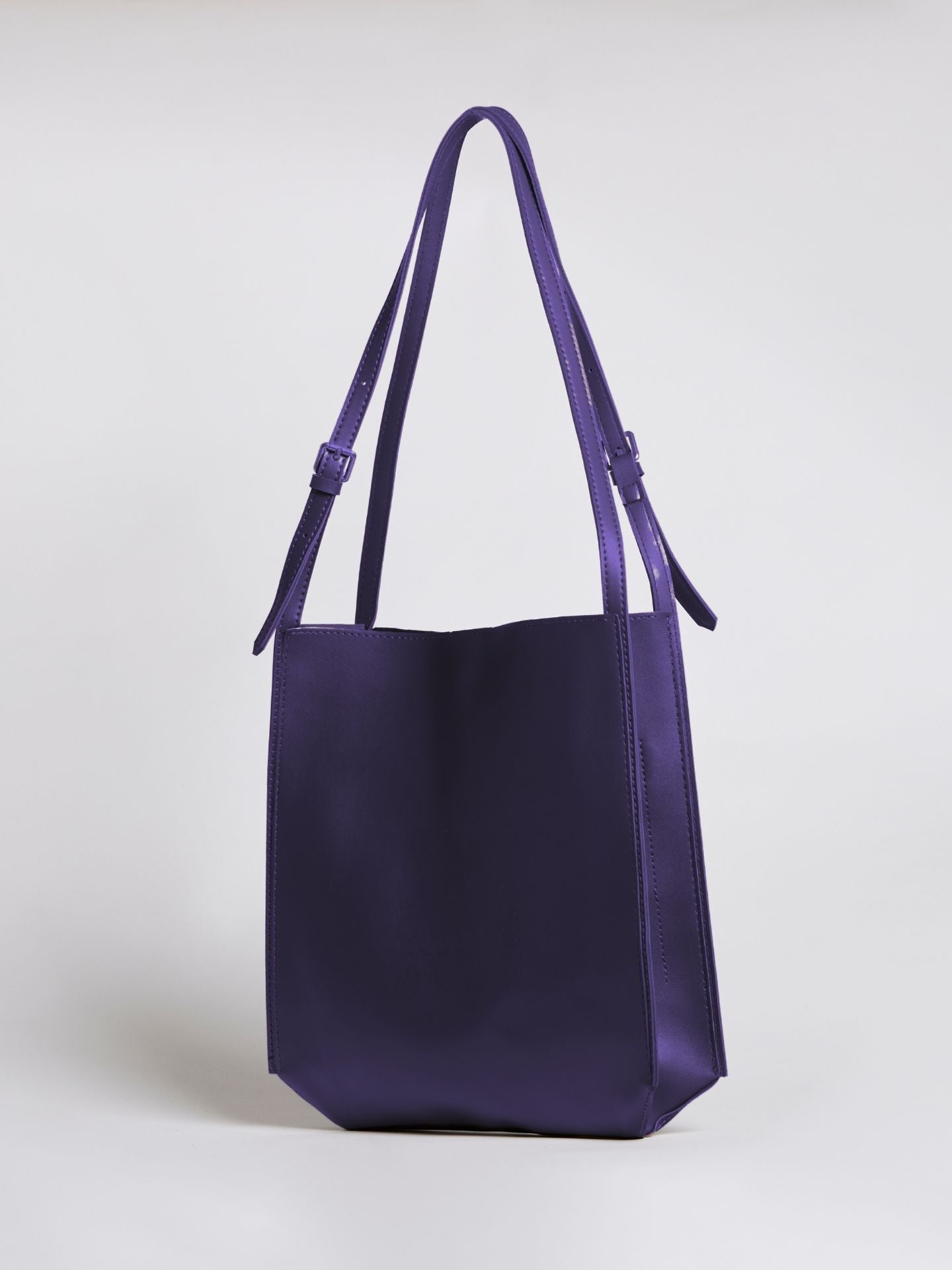 Arya Daily Chic Veganes Leder Schultertasche
