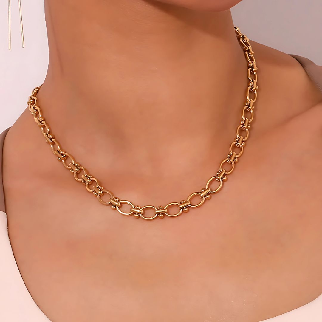 Bold Bridget Oval Link Chain Necklace – Modernes Statement-Schmuckstück für jeden Anlass