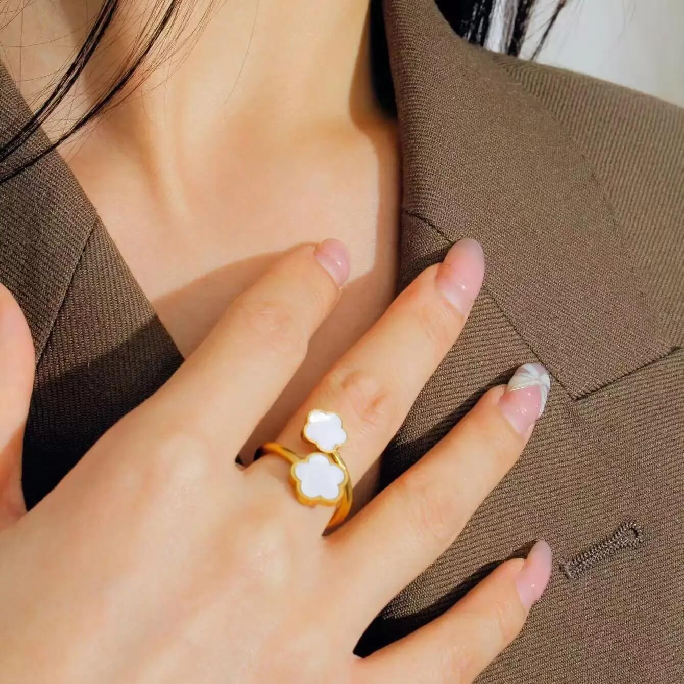 Dual Clover Adjustable Gold Ring
