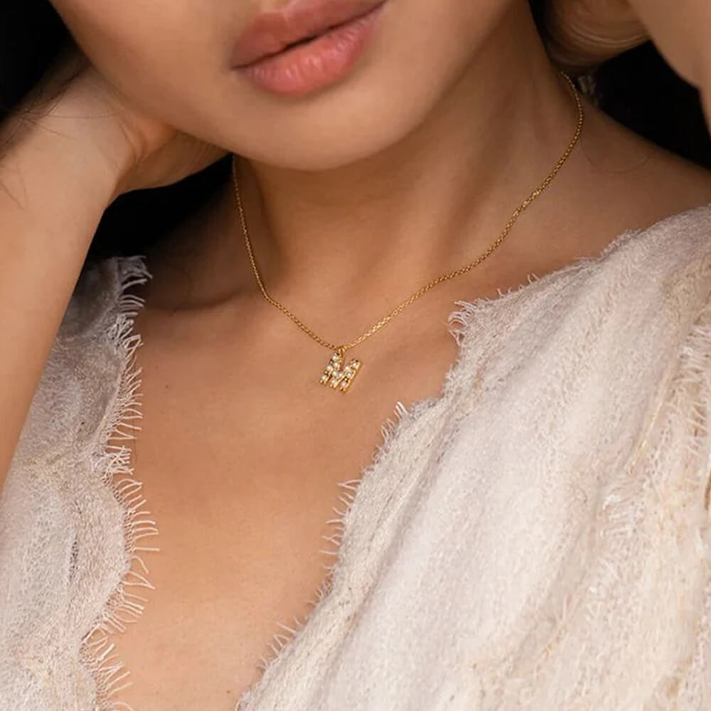 Personalisierte Perlen-Initialen-Halskette – Eleganter Schmuck für Frauen