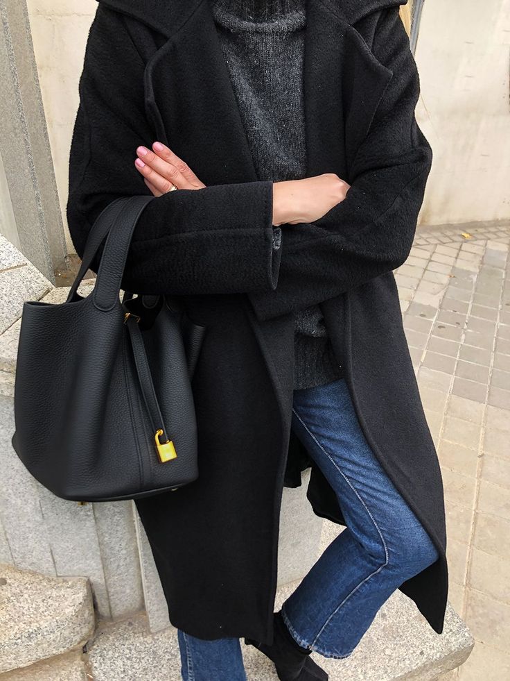 Beuteltasche aus veganem Leder