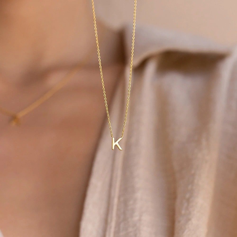 PERSONALISIERTE CAMRYN INITIAL-HALSKETTE FÜR FRAUEN