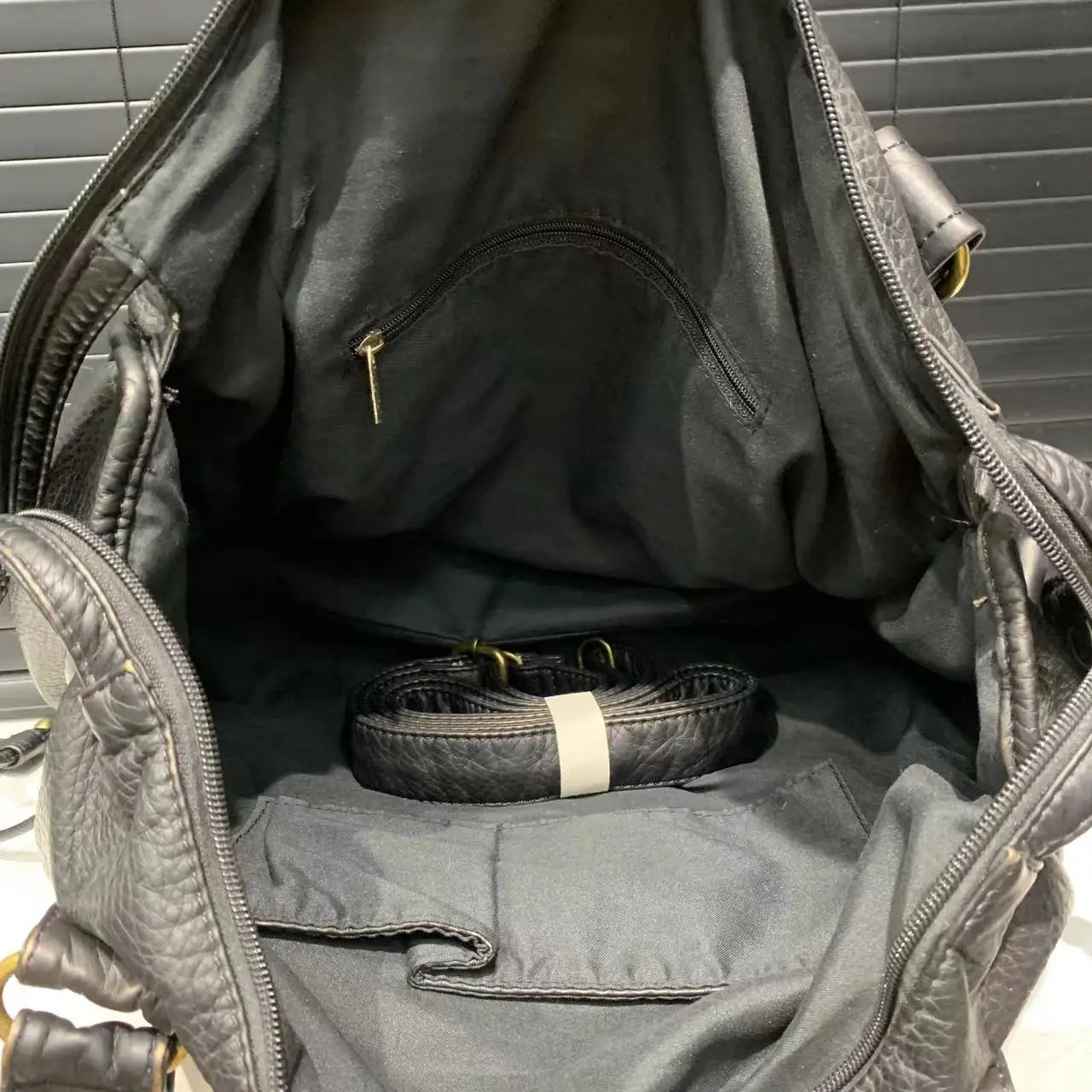 Celeste Klassische Handtasche – Elegant und Langlebig