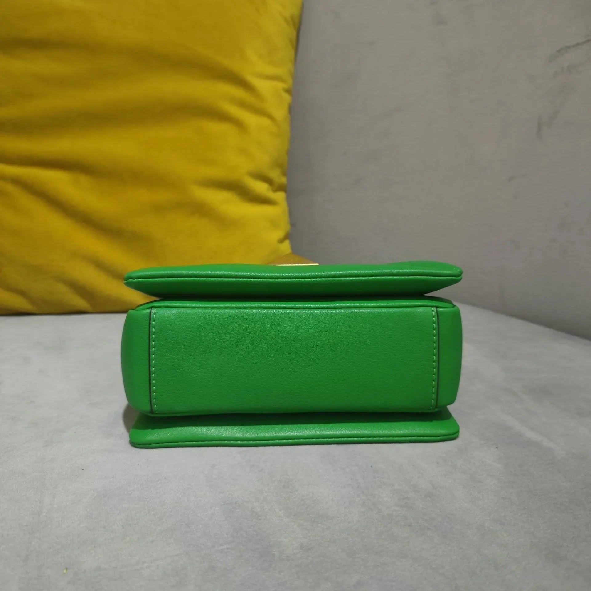 Urbane Eleganz Convertible Leder Umhängetasche
