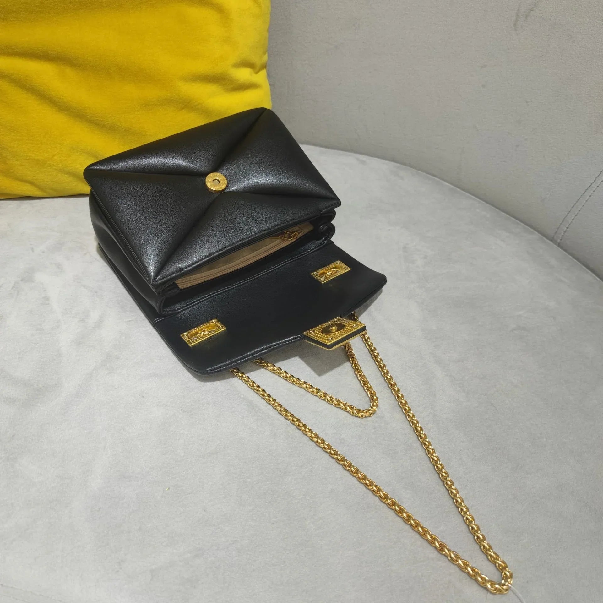 Urbane Eleganz Convertible Leder Umhängetasche