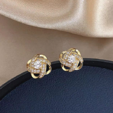 Elegante Ariadne Kreuz Hohl Geometrische Stecker Ohrringe – Exquisite Schmuck für Hochzeiten & Partys