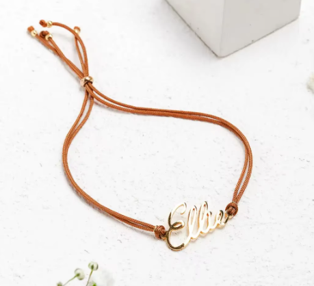 Personalisierbares Armband aus Edelstahl mit farbigem Seil