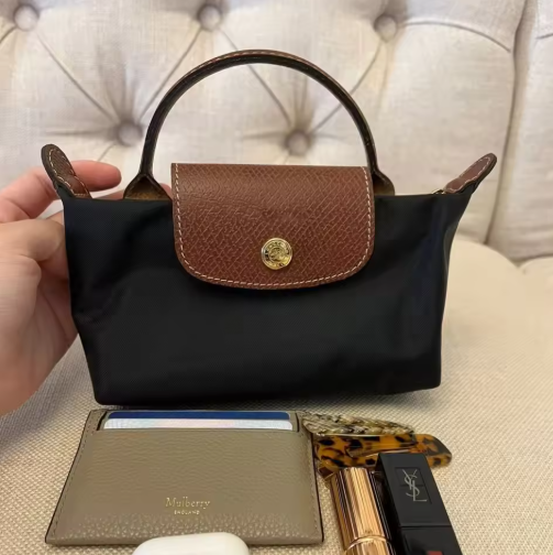 Essentials Mini Lederbeutel