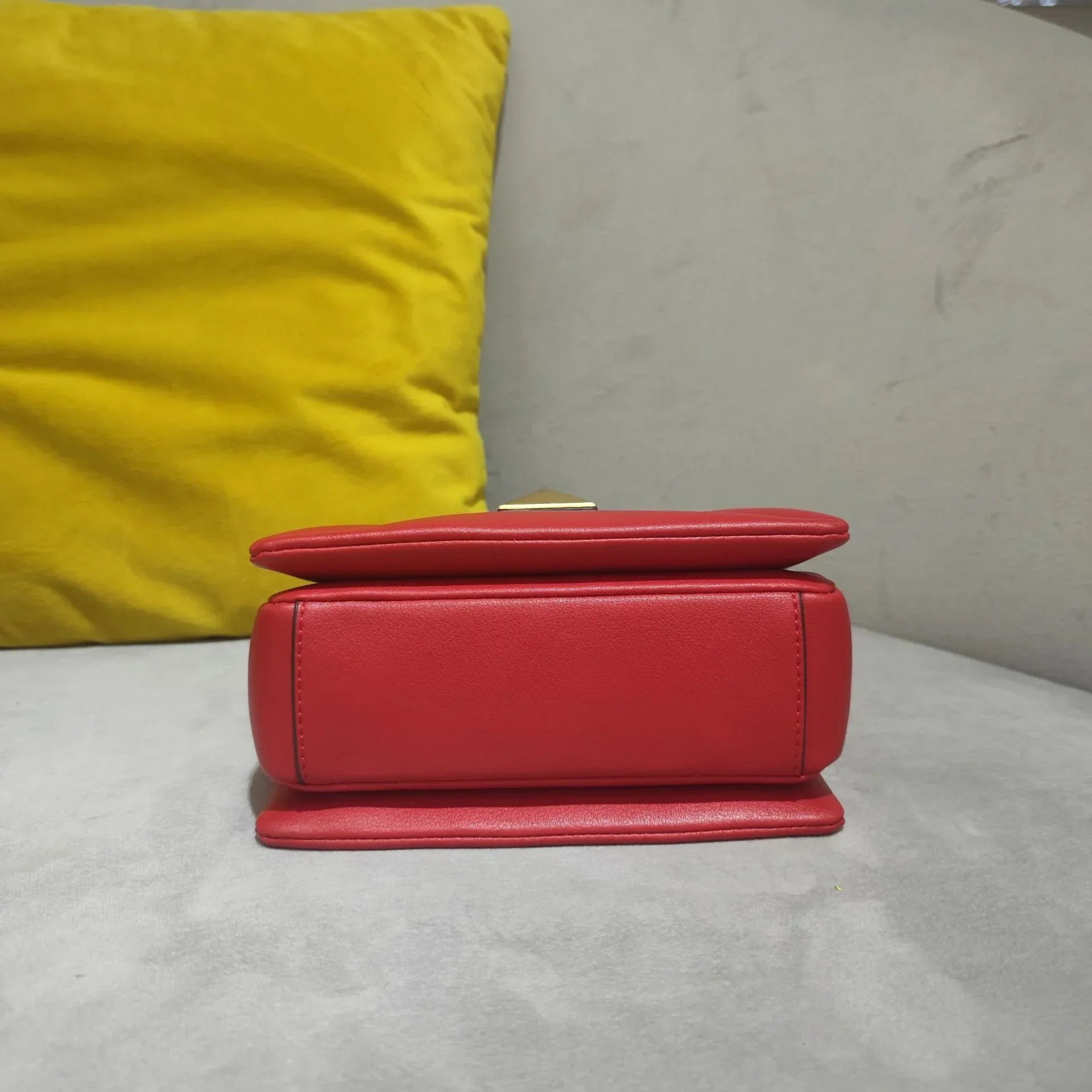 Urbane Eleganz Convertible Leder Umhängetasche