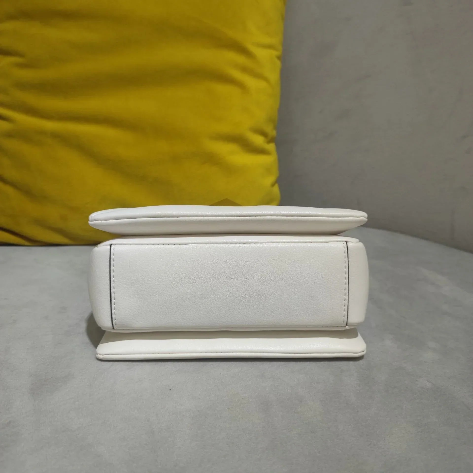 Urbane Eleganz Convertible Leder Umhängetasche