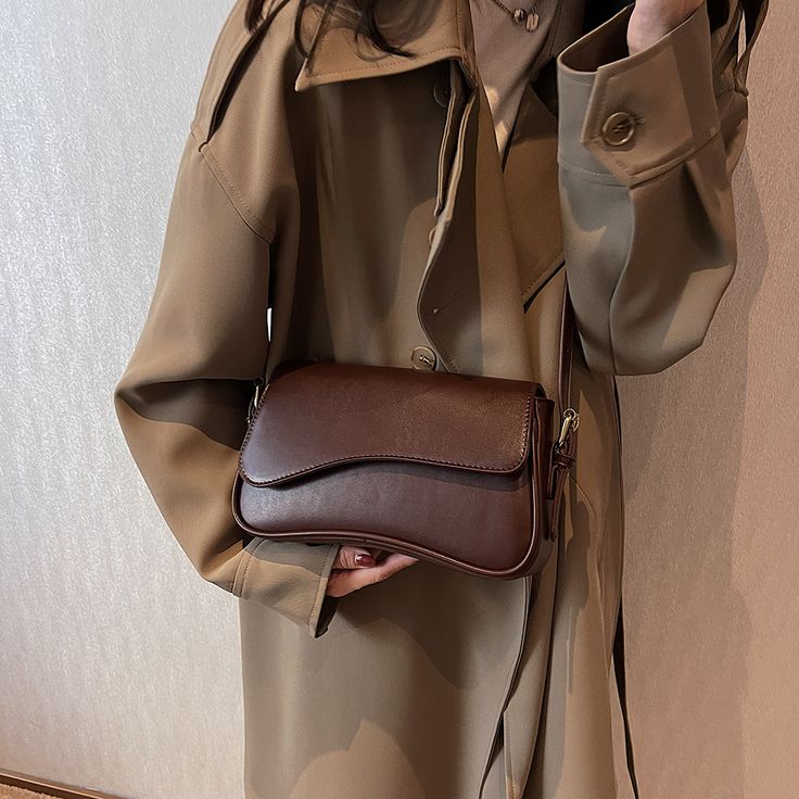 Ava Luxe Schultertasche