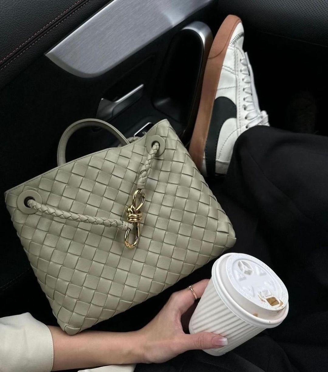 Gewebte vegane Leder-Tasche