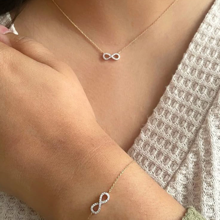 Eterna Infinity Halskette