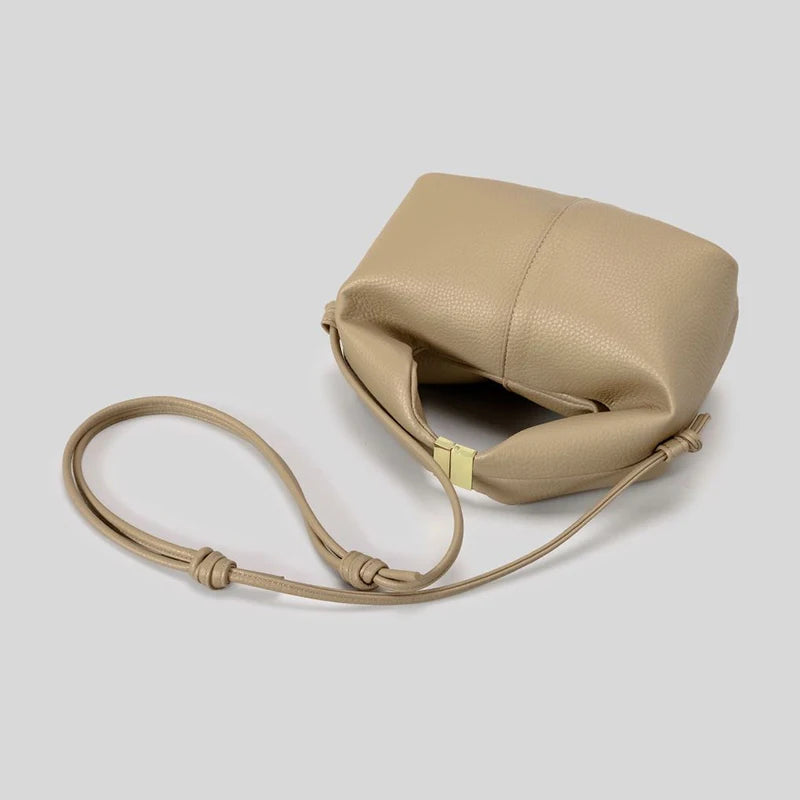 Luxuriöse Handtasche aus meerwasserbasierten Materialien – Zeitloses, nachhaltiges Design für jeden Anlass