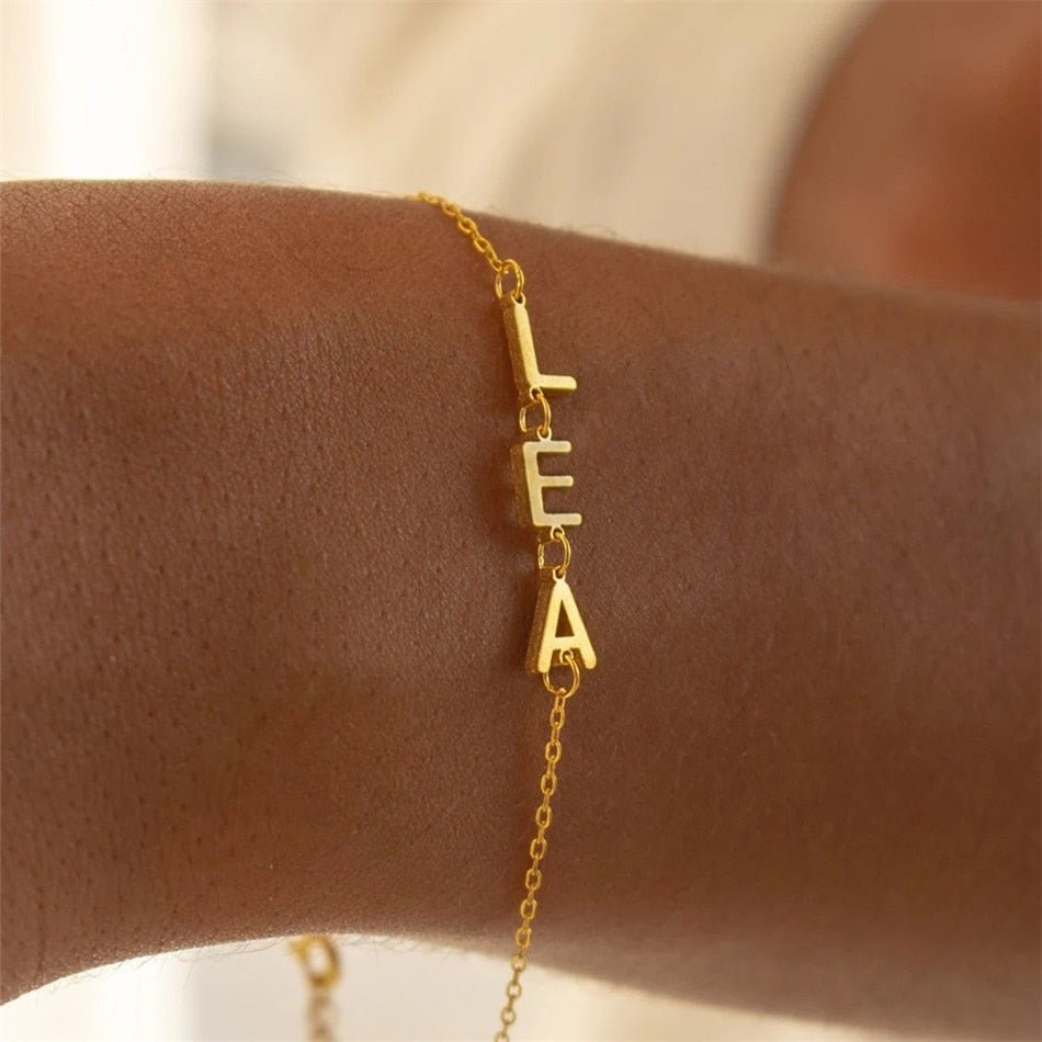 Personalisierbares Losari Buchstabenarmband mit anpassbarem Ketten