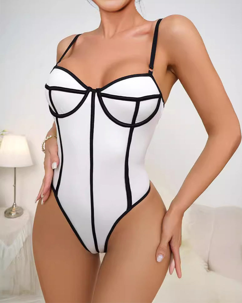 Chic Snatched Fit Kontrastbesatz Tiefer Rücken Bodysuit