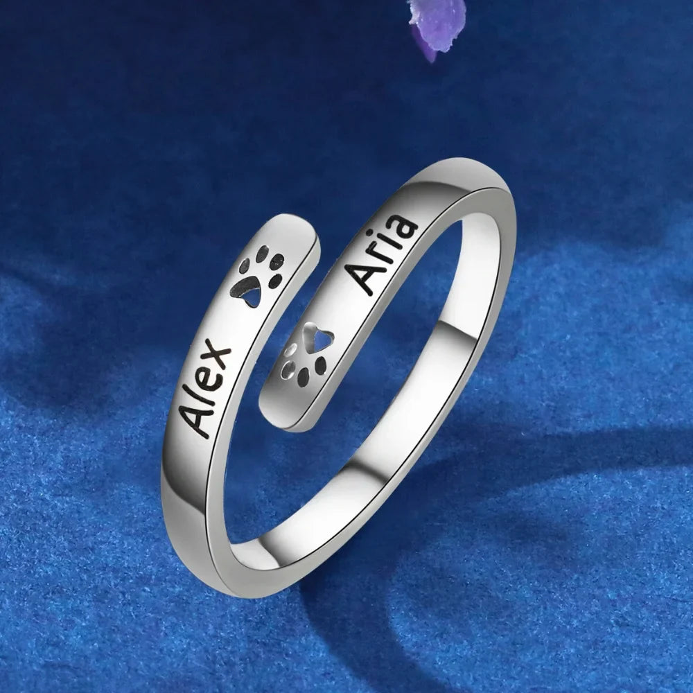 Offener Pfotenabdruck personalisierter Ring, Pfotenabdruck Namensring, individuell gravierter Ring