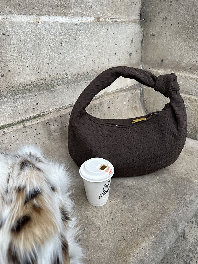 Aurelia Luxe Gewebte Maxi-Tasche