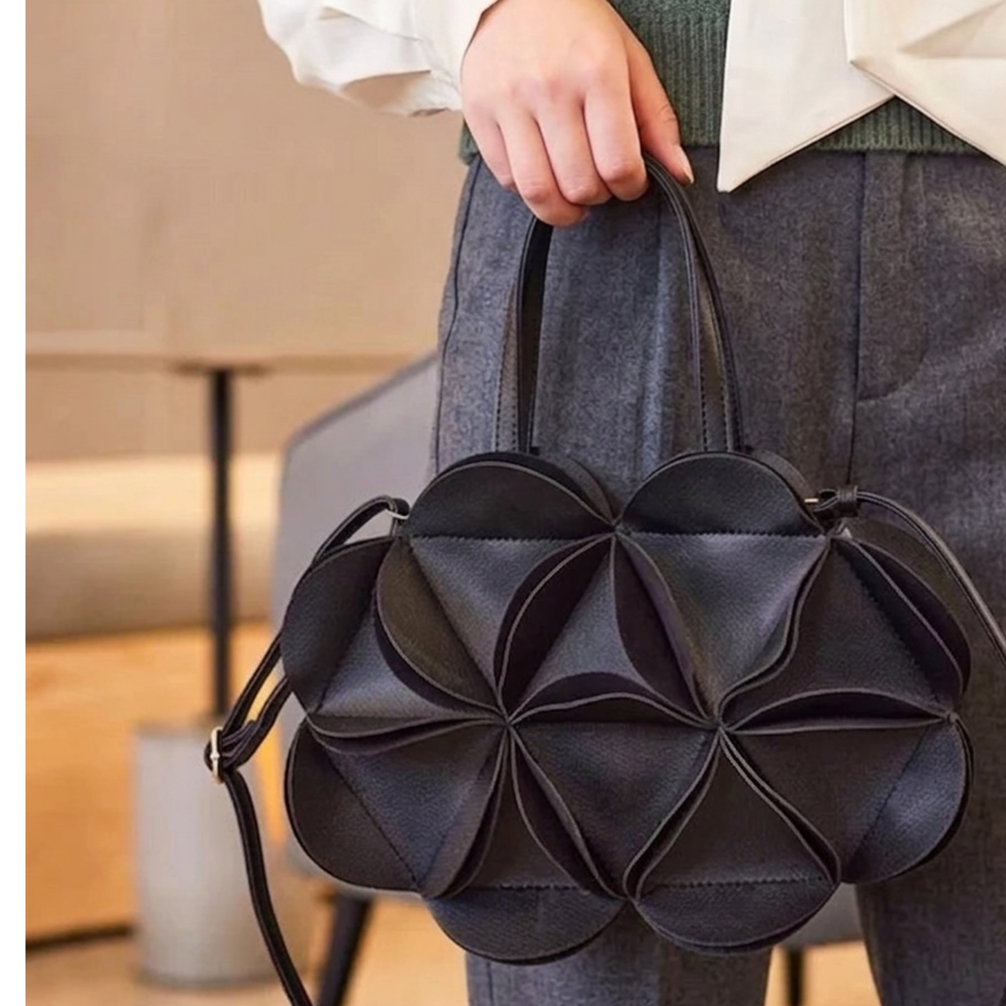 Rosethorne Handtasche aus echtem Leder mit Blumenmuster