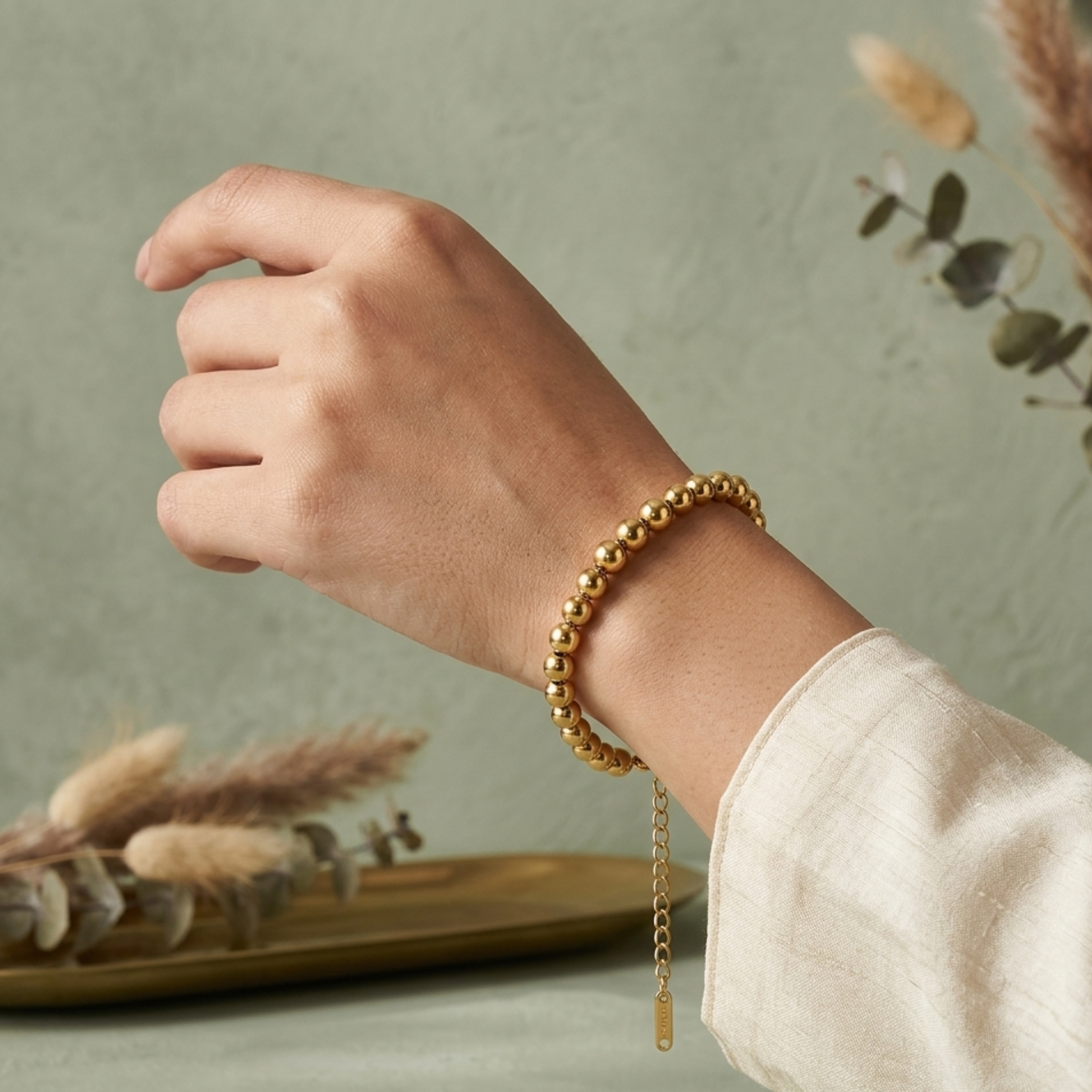 Calira Golden Sphere Bracelet