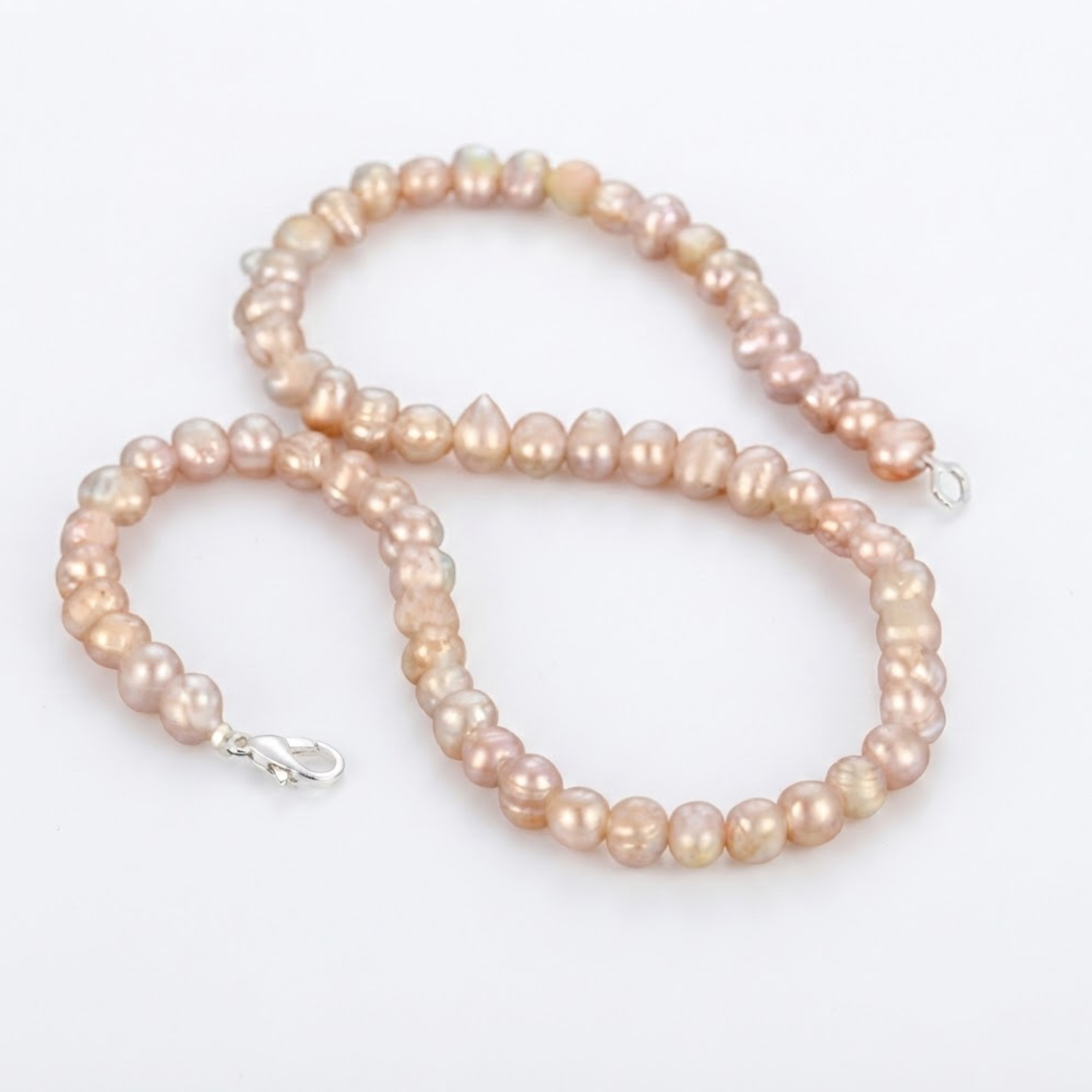 Solenne Divine Pearl Necklace