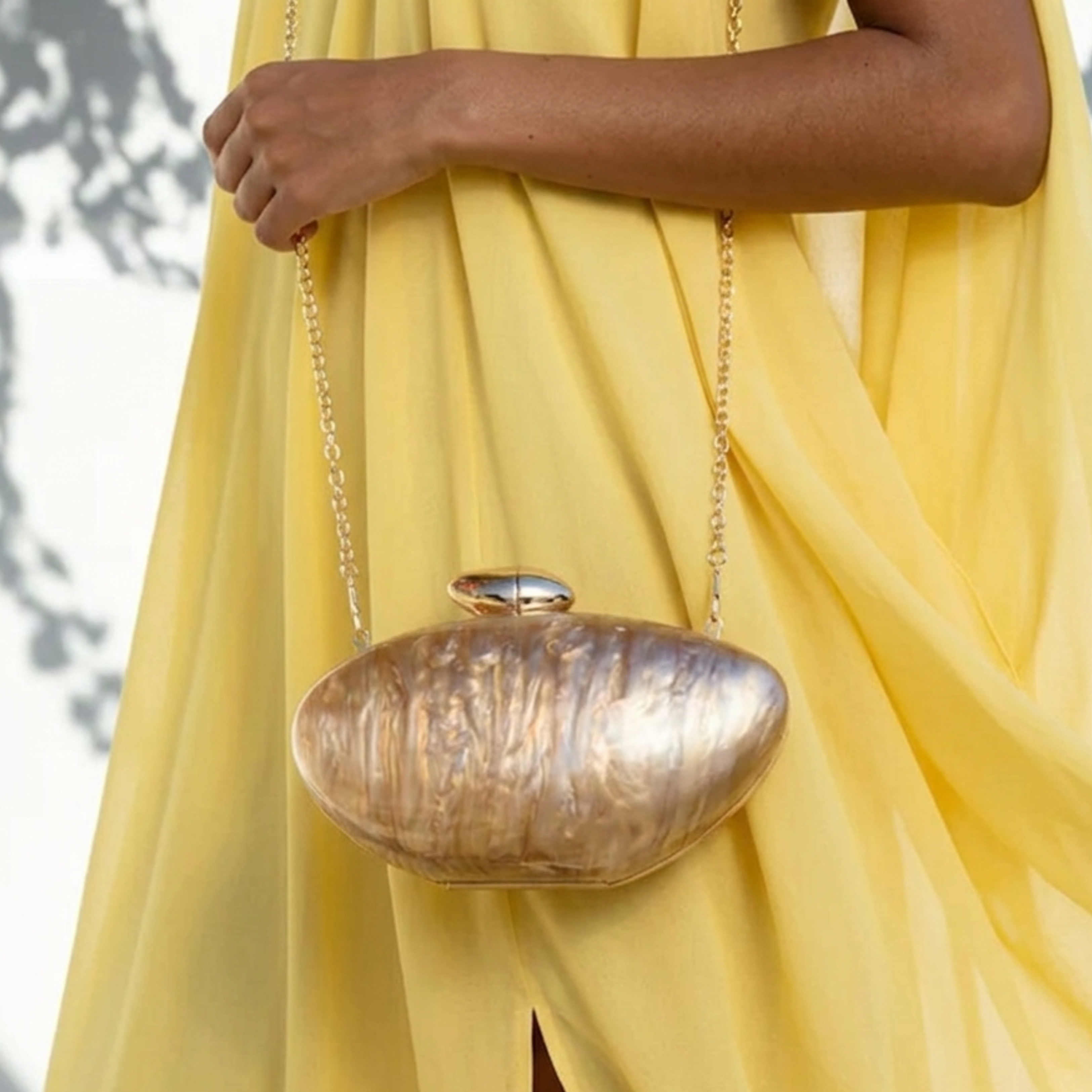 Marina Acryl-Clutch-Tasche