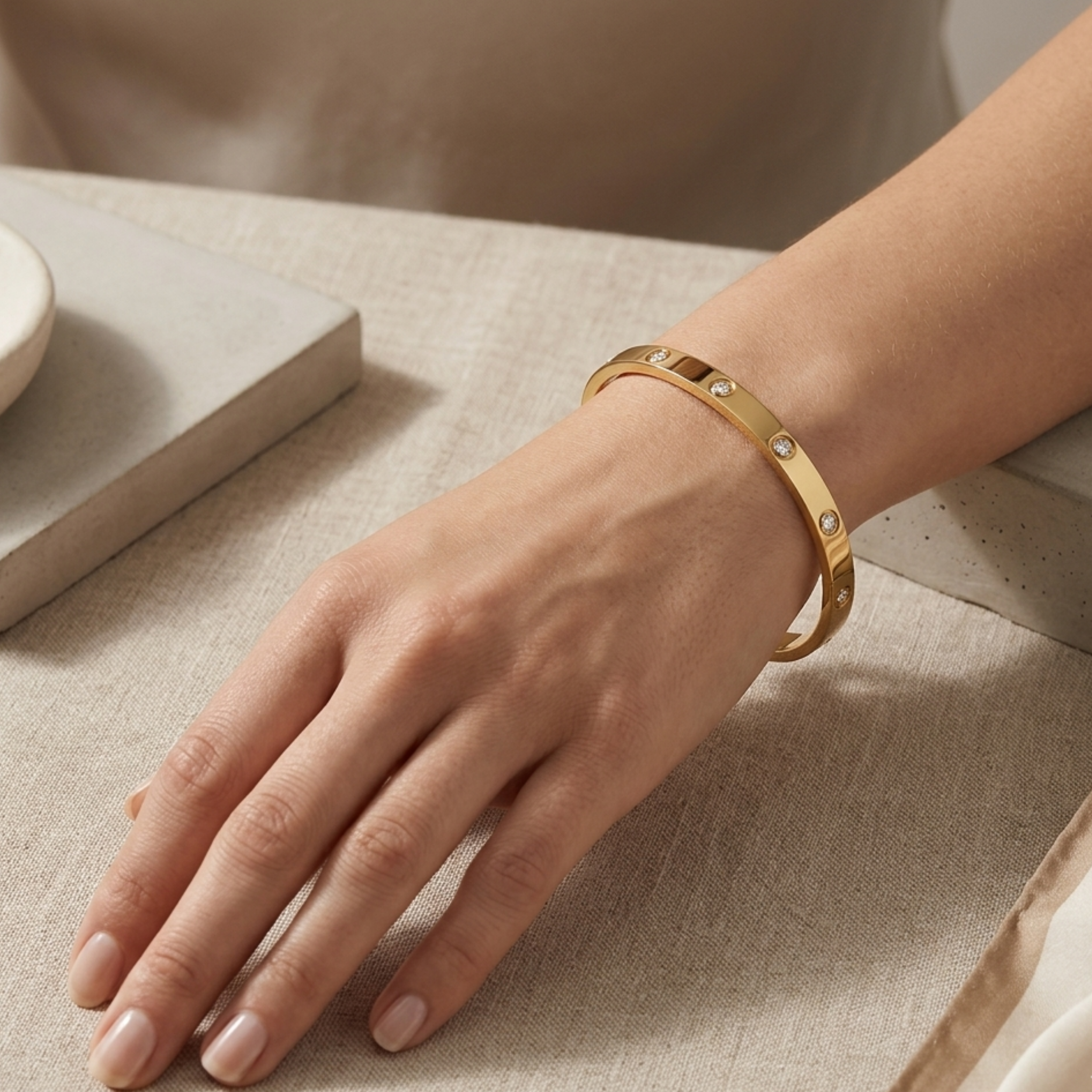 Velindra Luxe Crystal Bangle