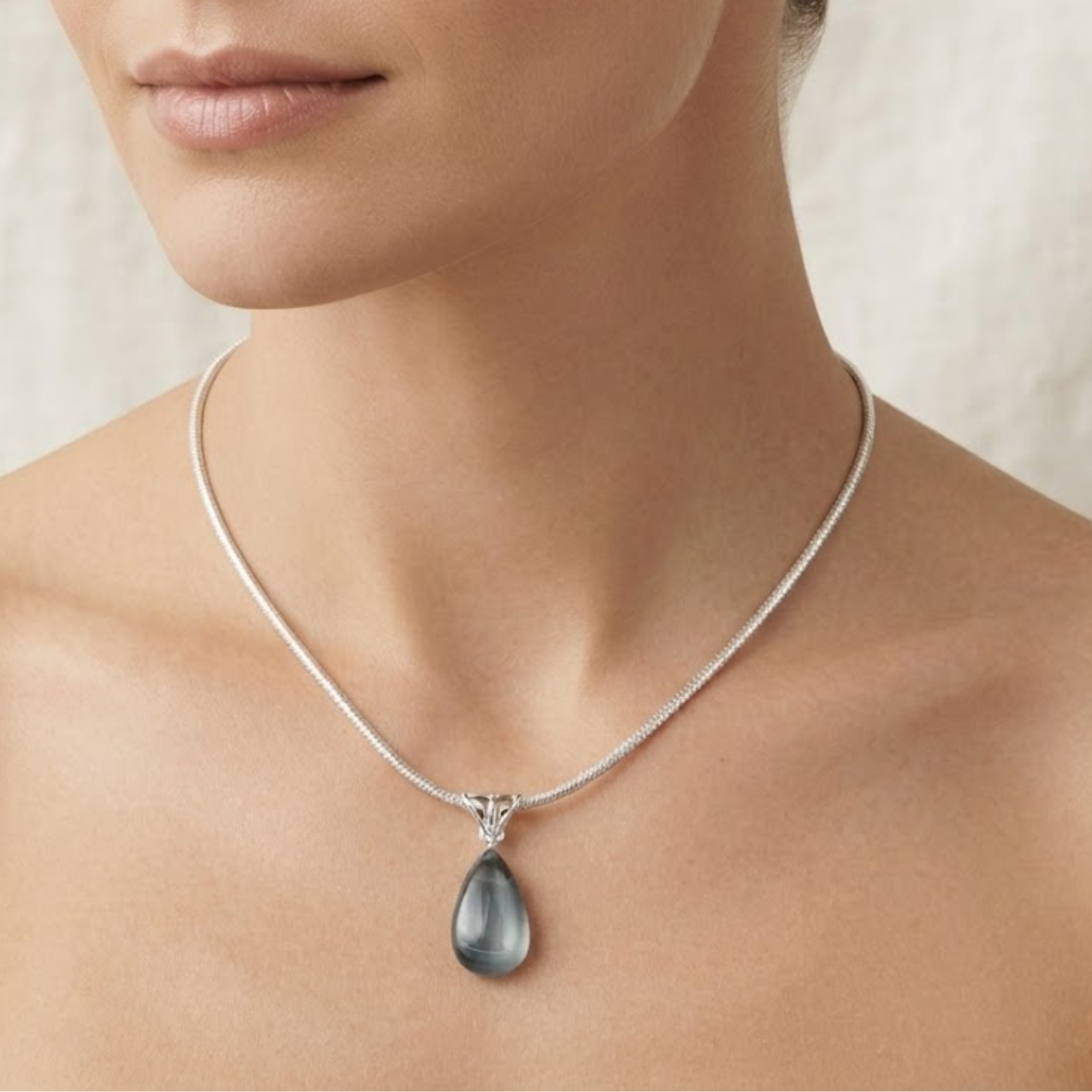 Rosalie Dewdrop Necklace