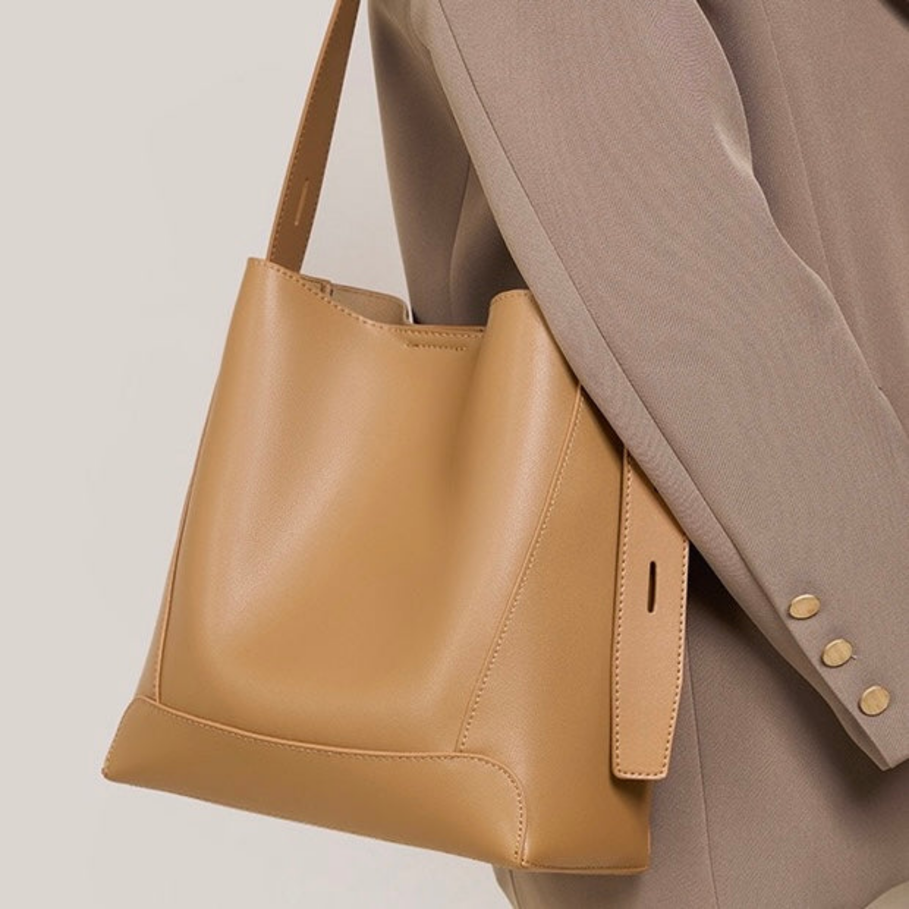 Ardena Echtleder Crossbody- und Schultertasche im Oversized Bucket-Design