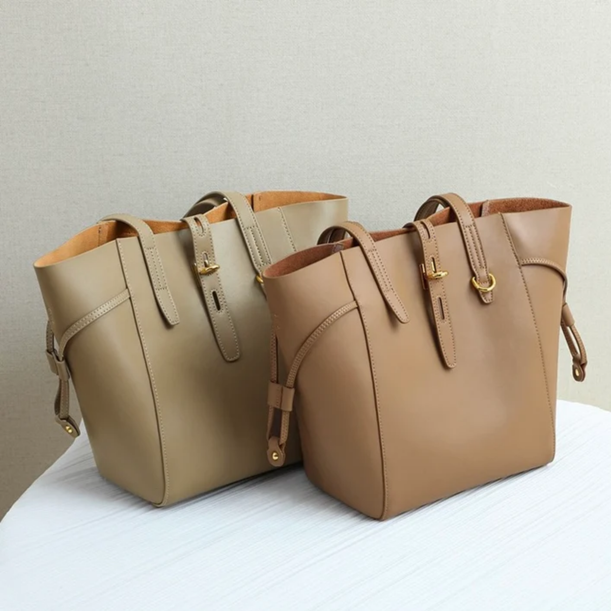 Alina Genuine Leather Vintage Lock Buckle Tote Bag