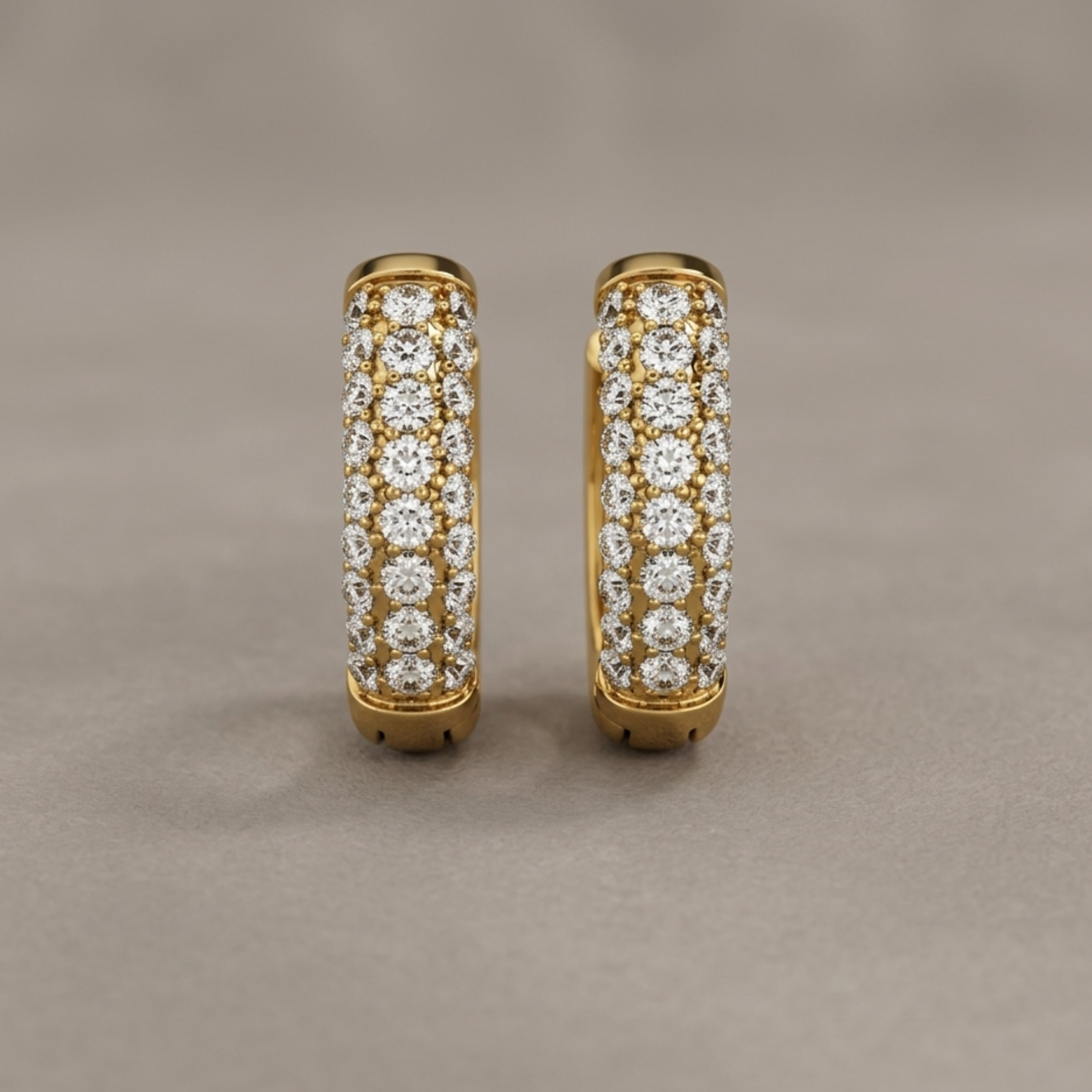 Eloria Diamant Creolen-Huggie-Ohrringe