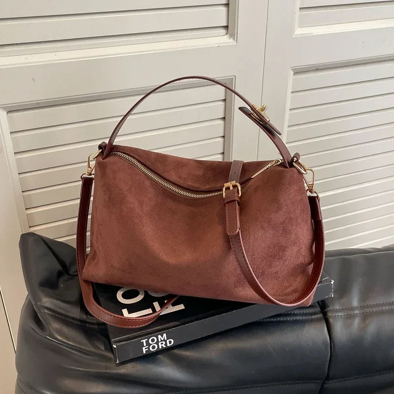 Chic verstellbare Lederhandtasche – zeitlose Eleganz für Frauen
