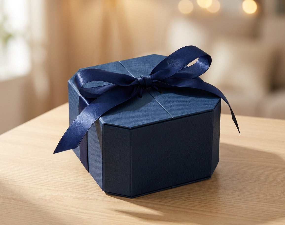 Ariadné Premium Gift Box - Navy - tabletop