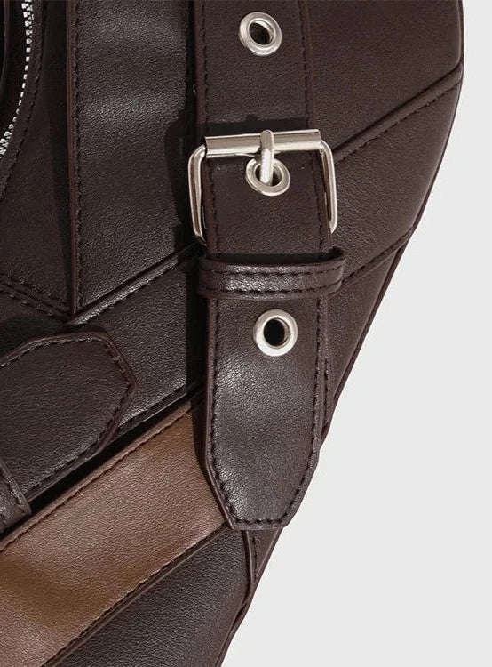 Elysian Schultertasche mit Schnallenriemen