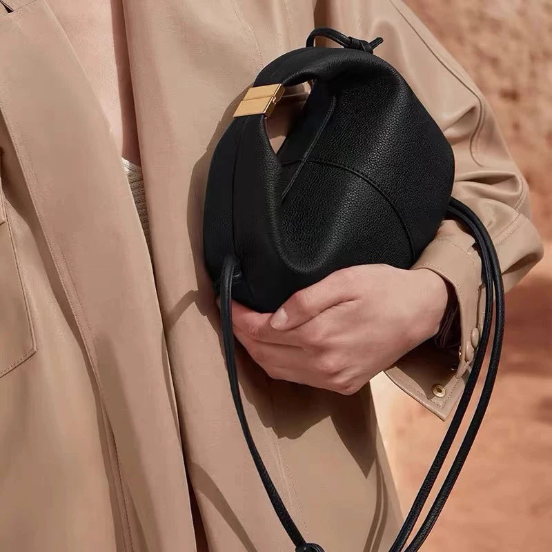 Luxuriöse Handtasche aus meerwasserbasierten Materialien – Zeitloses, nachhaltiges Design für jeden Anlass